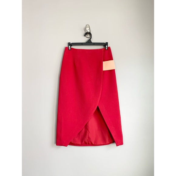 Finders Keepers Boardwalks Skirt in Tango & Peach - Picture 8 of 12